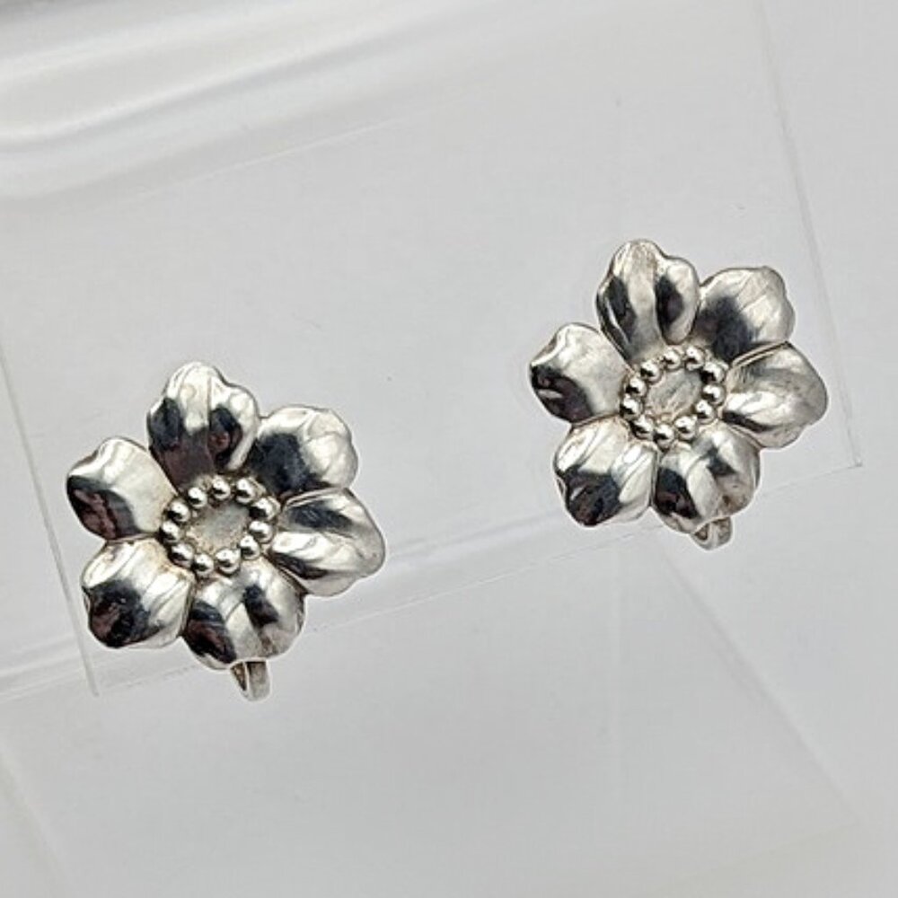 Vintage Sterling Flower Earrings - Silver Flower Screw Back Earrings
